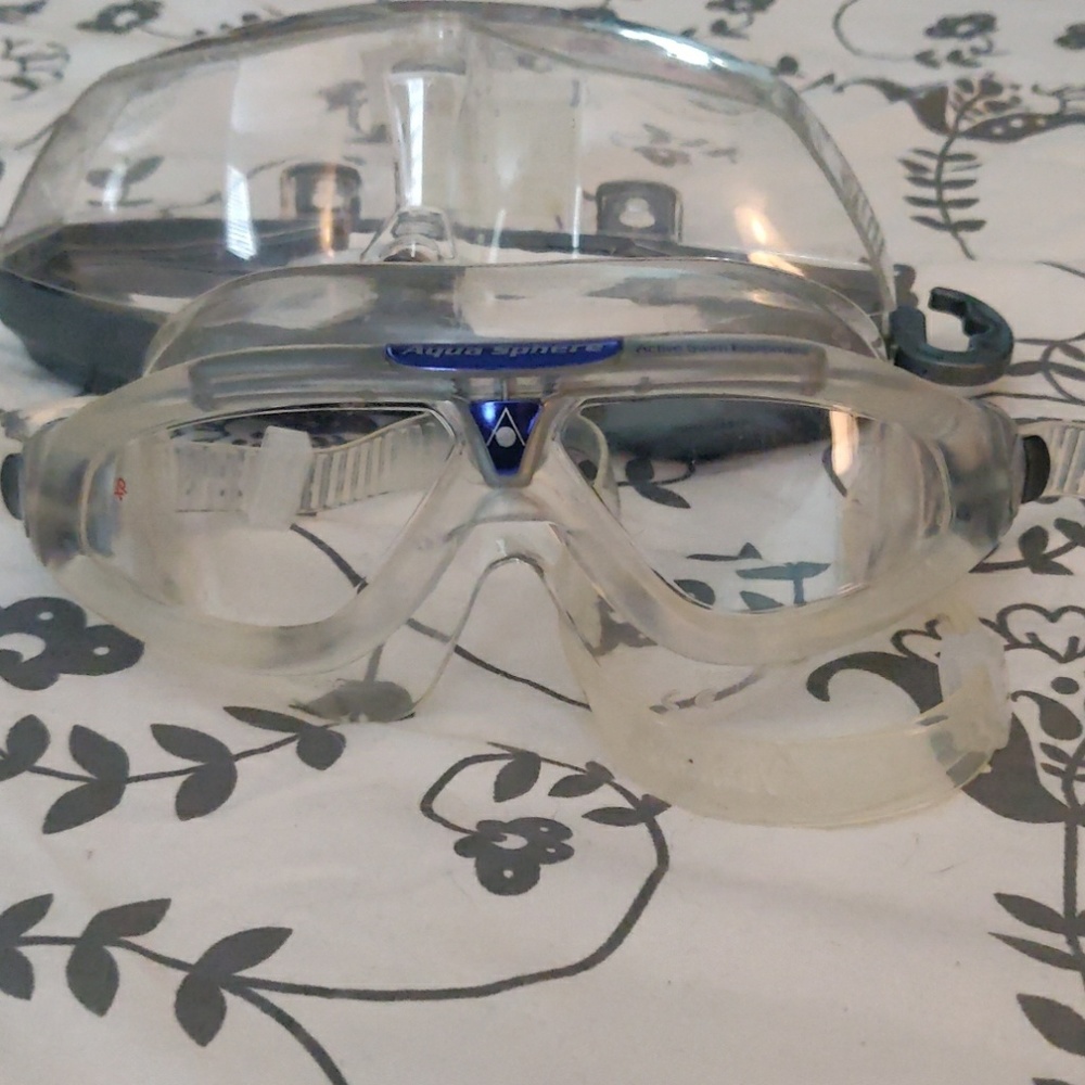 Seal XP swim Goggles by Aqua Sphere